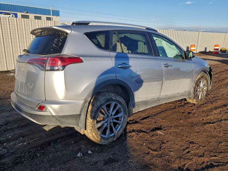 Фото 3 - TOYOTA RAV4