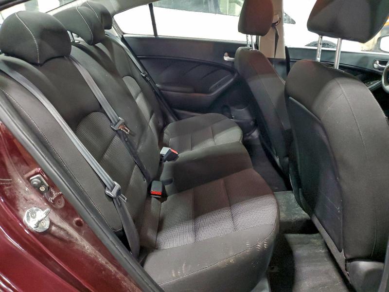 Фото 10 - KIA FORTE