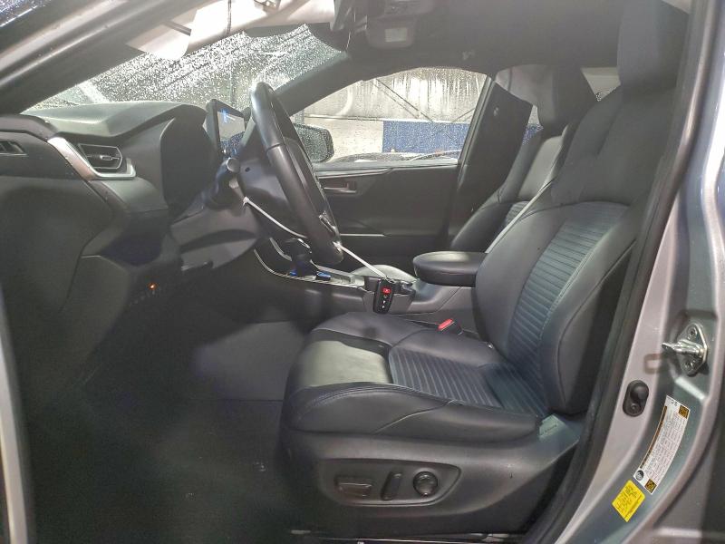 Фото 7 - TOYOTA RAV4