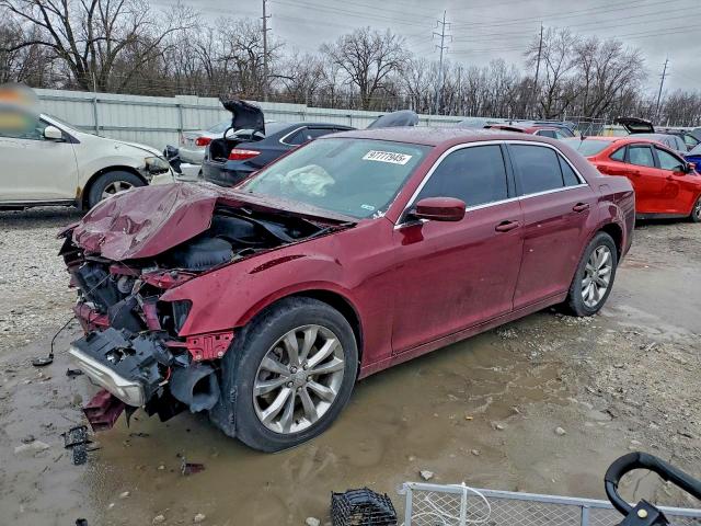 Фото 1 - CHRYSLER 300