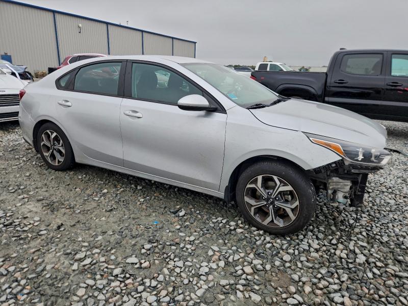 Фото 4 - KIA FORTE