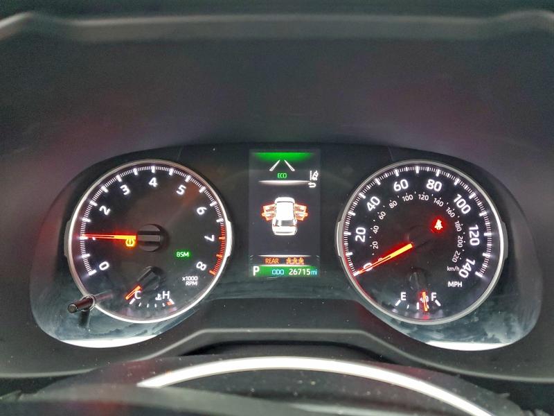 Фото 9 - TOYOTA RAV4