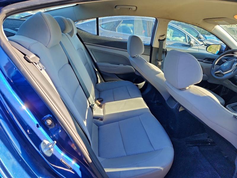 Фото 10 - HYUNDAI ELANTRA