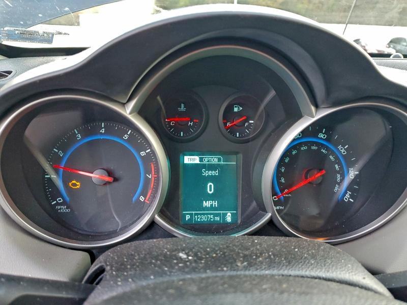 Фото 9 - CHEVROLET CRUZE
