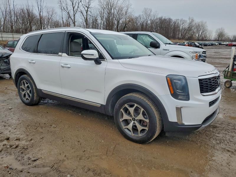 Фото 4 - KIA TELLURIDE