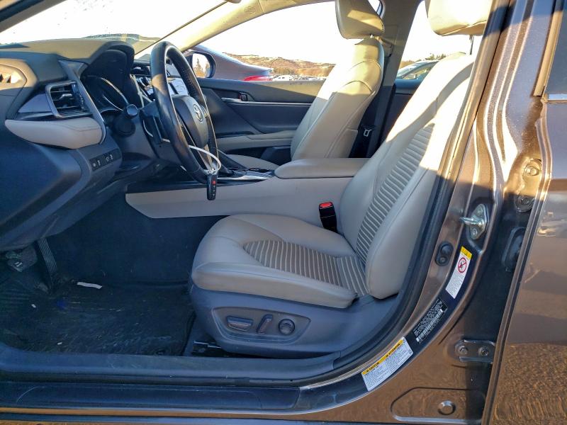 Фото 7 - TOYOTA CAMRY