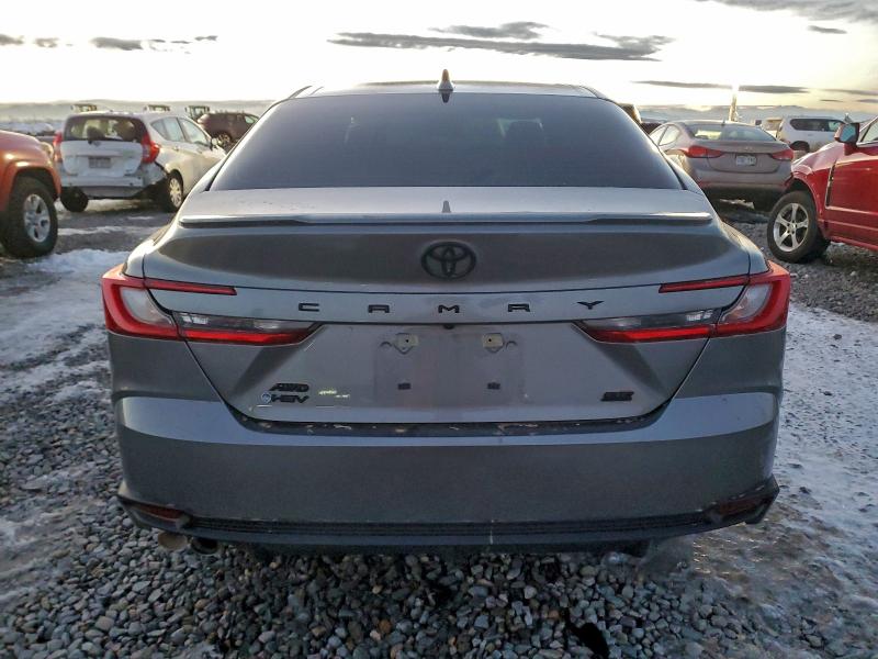 Фото 6 - TOYOTA CAMRY