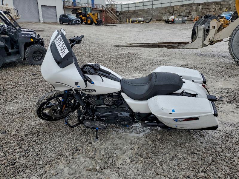 HARLEY-DAVIDSON FL 2024