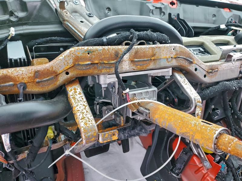 Фото 9 - DODGE CHALLENGER