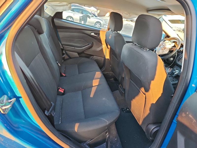 Фото 10 - FORD FOCUS