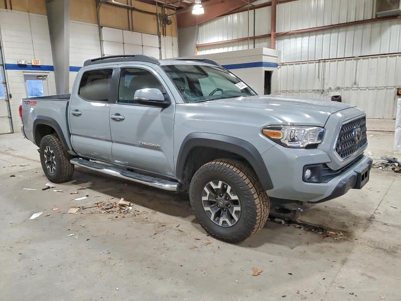 Фото 4 - TOYOTA TACOMA