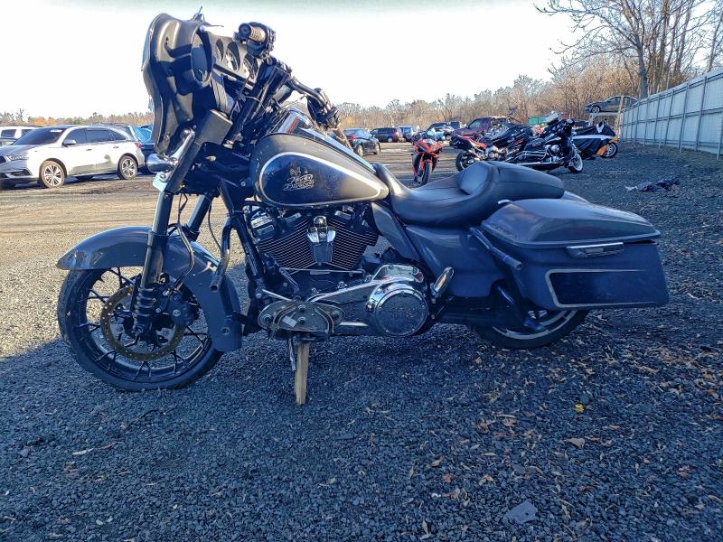 HARLEY-DAVIDSON FL 2020