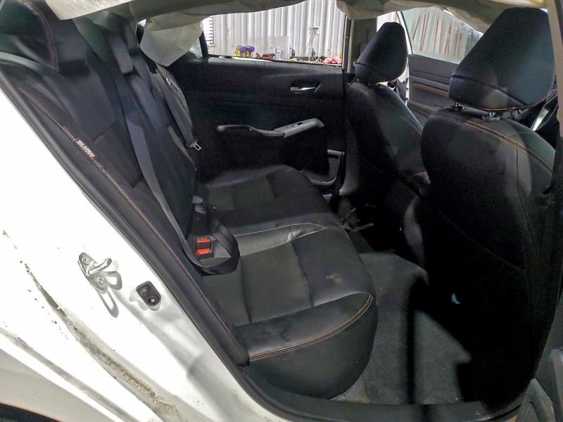 Фото 10 - NISSAN ALTIMA