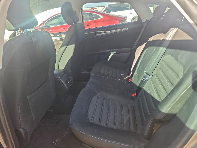 Фото 10 - FORD FUSION