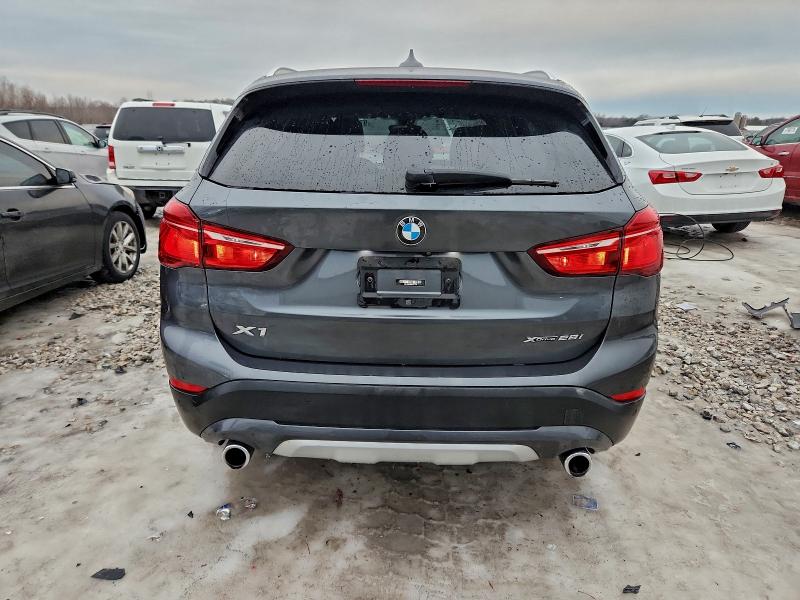 Фото 6 - BMW X1