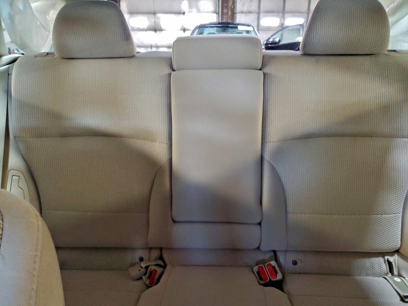 Фото 10 - SUBARU OUTBACK