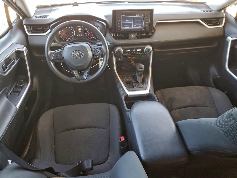 Фото 8 - TOYOTA RAV4