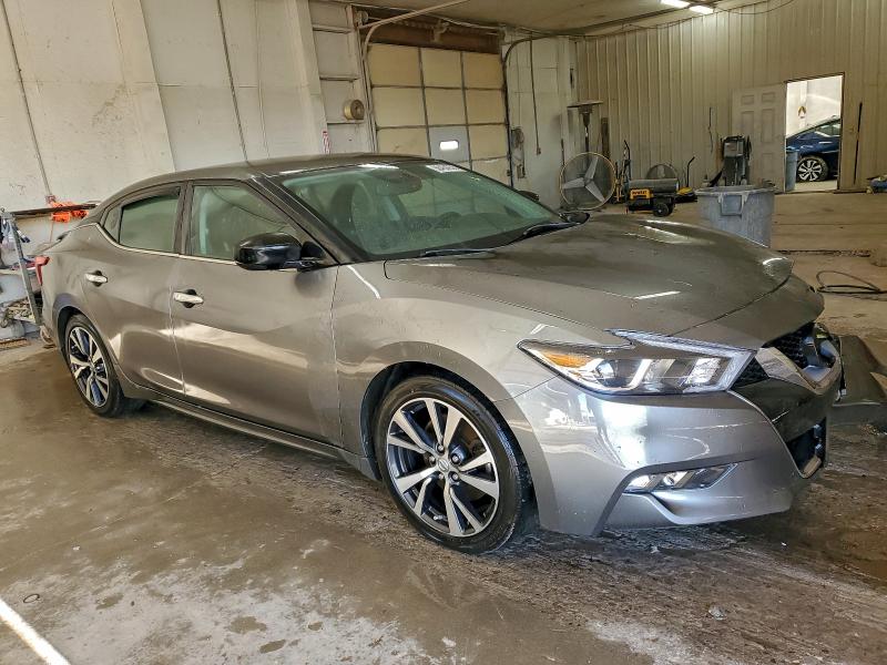 Фото 4 - NISSAN MAXIMA