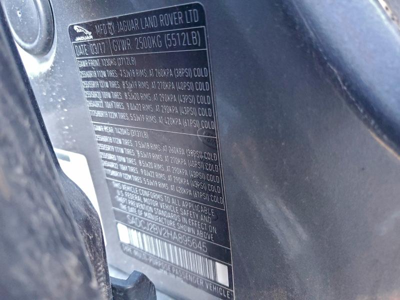 Фото 12 - JAGUAR F-PACE