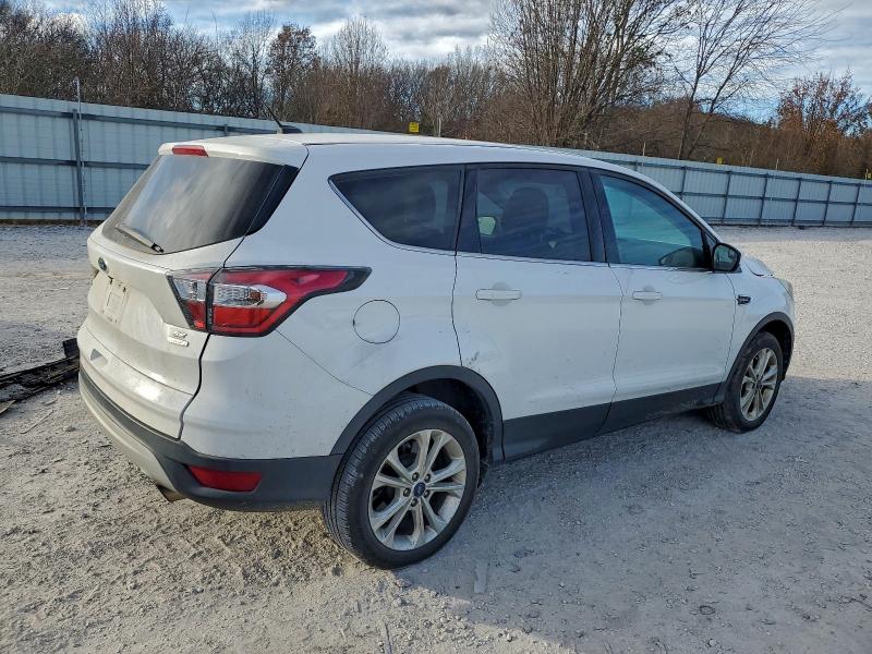 Фото 3 - FORD ESCAPE