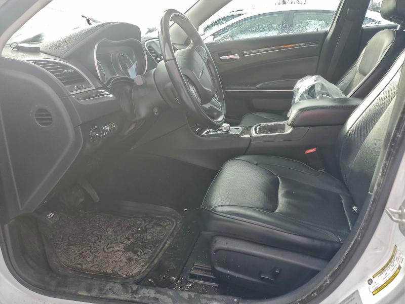 Фото 7 - CHRYSLER 300