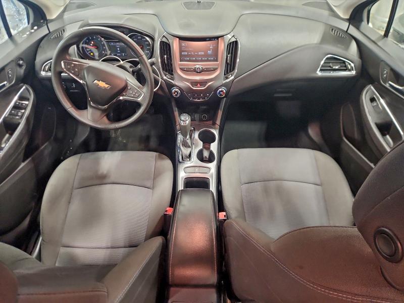 Фото 8 - CHEVROLET CRUZE