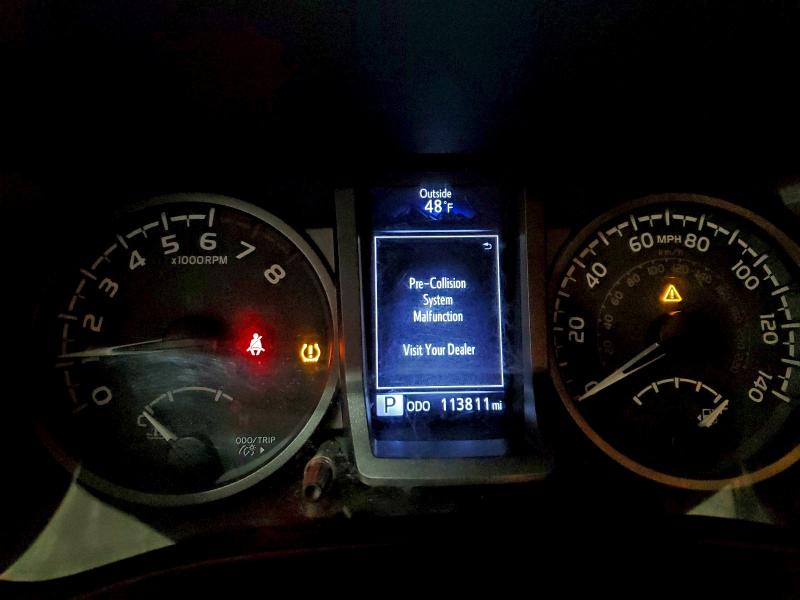 Фото 9 - TOYOTA TACOMA