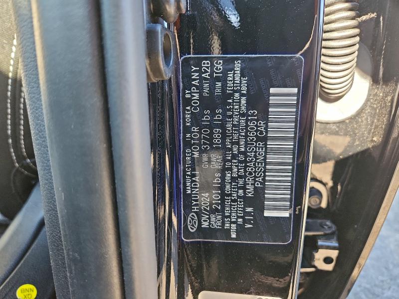 Фото 13 - HYUNDAI VENUE