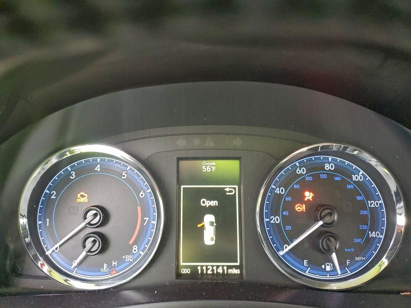 Фото 9 - TOYOTA COROLLA