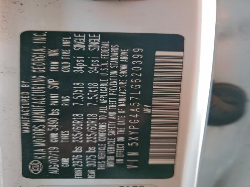 Фото 14 - KIA SORENTO