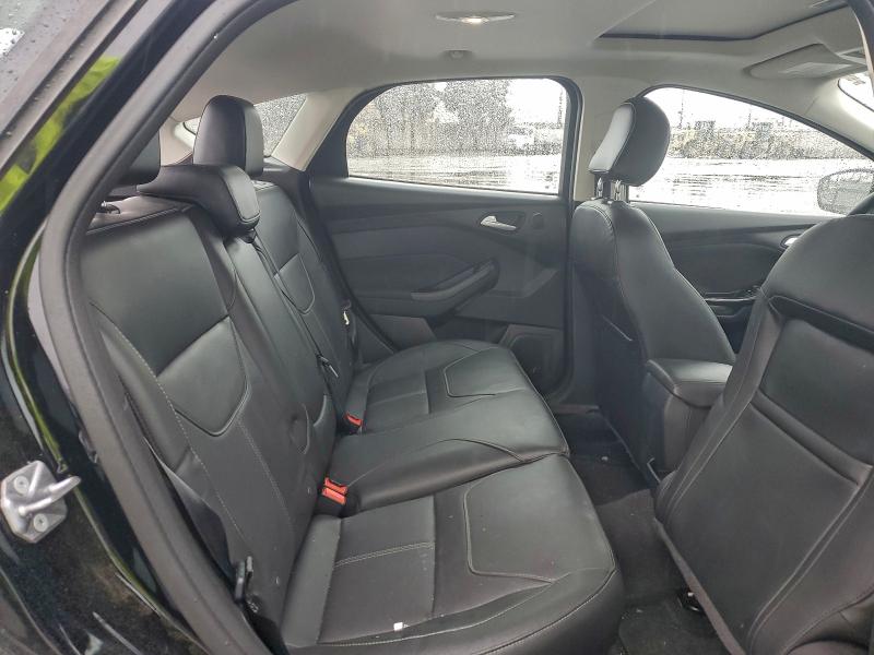 Фото 10 - FORD FOCUS