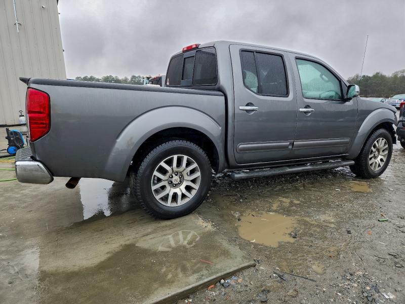 Фото 3 - NISSAN FRONTIER