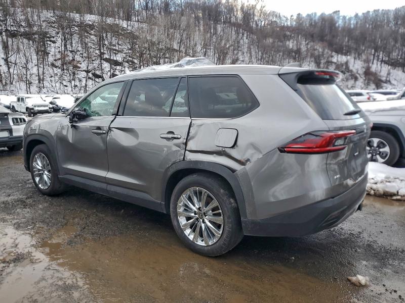 Фото 2 - TOYOTA GRAND HIGH