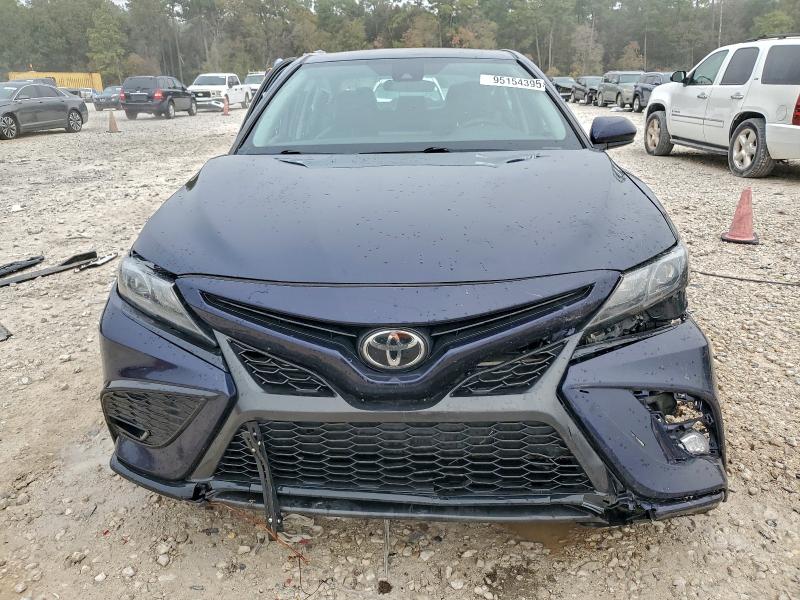 Фото 5 - TOYOTA CAMRY