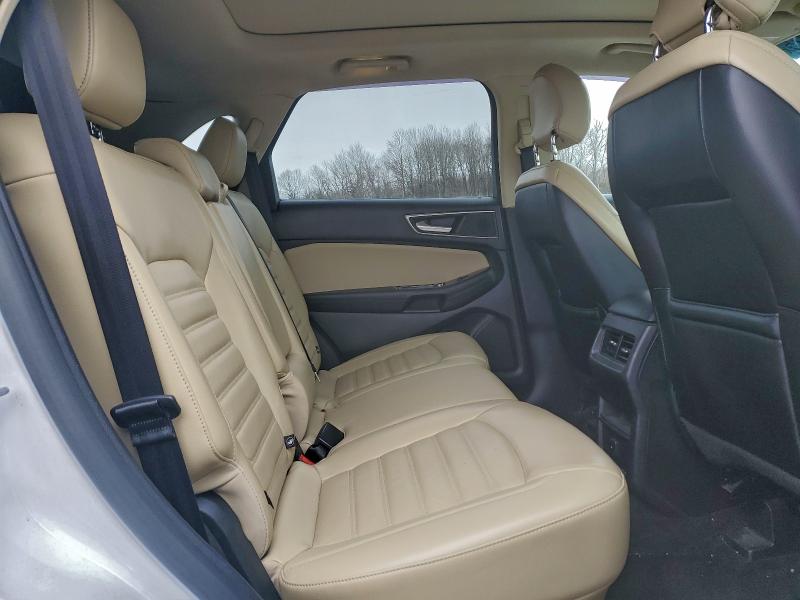 Фото 11 - FORD EDGE