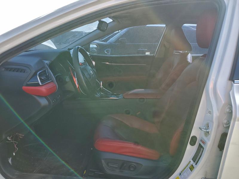 Фото 7 - TOYOTA CAMRY