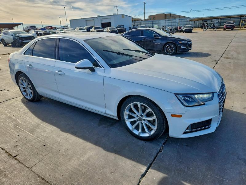 Фото 4 - AUDI A4