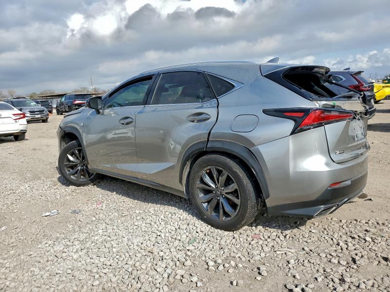 Фото 2 - LEXUS NX