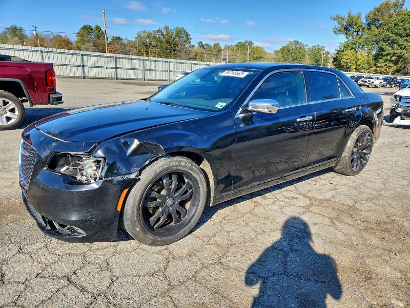 Фото 1 - CHRYSLER 300