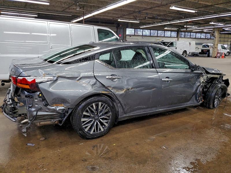 Фото 3 - NISSAN ALTIMA