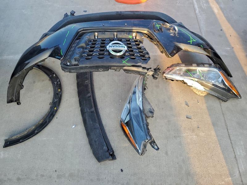 Фото 13 - NISSAN KICKS