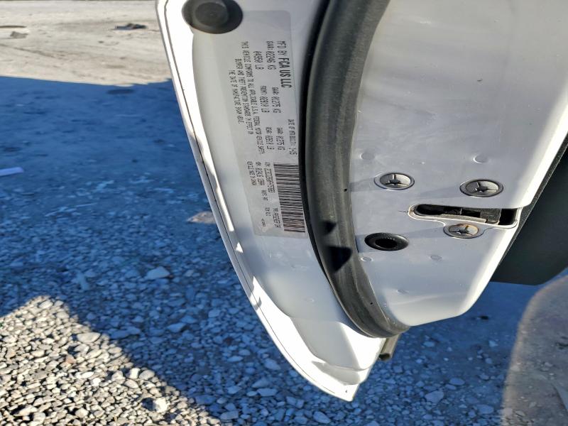 Фото 12 - DODGE CHALLENGER