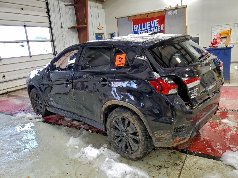 Фото 2 - MITSUBISHI OUTLANDER