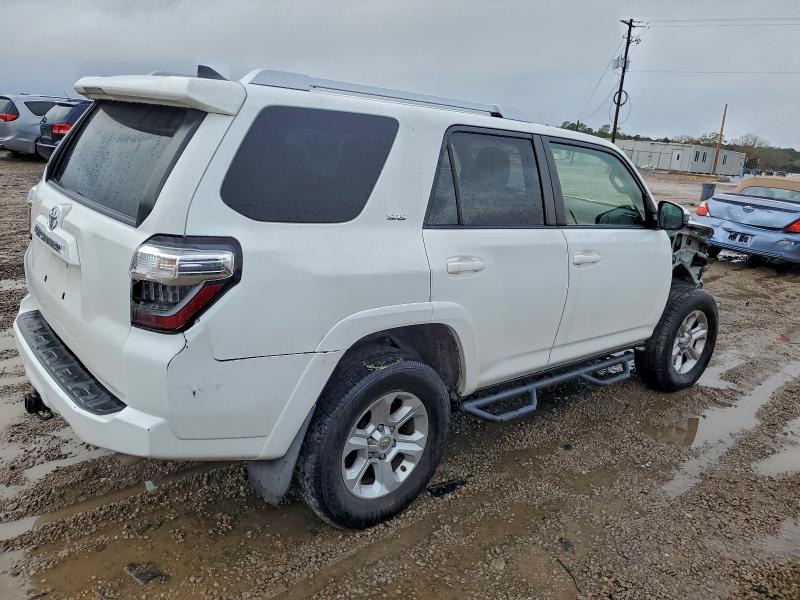 Фото 3 - TOYOTA 4RUNNER
