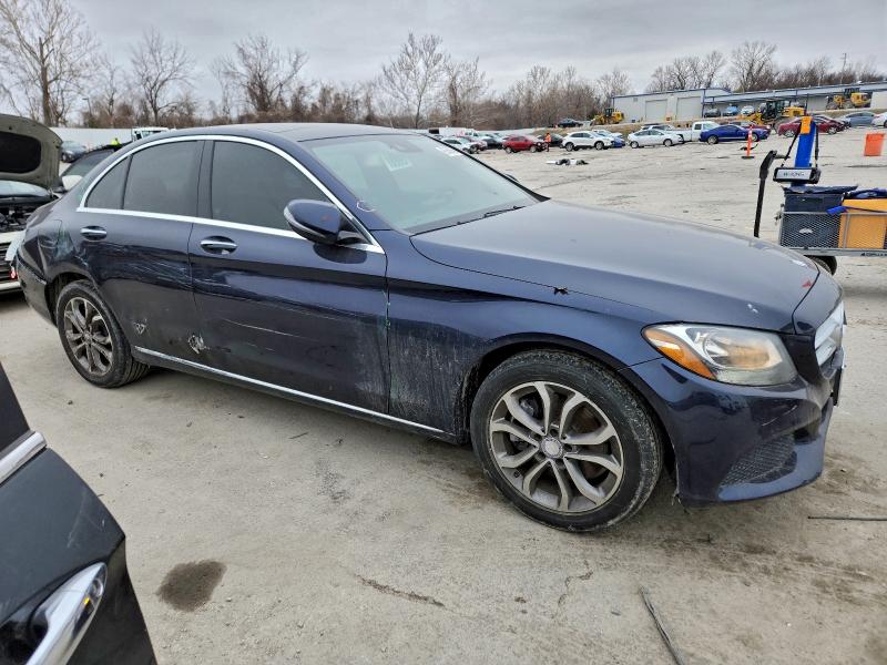 Фото 4 - MERCEDES-BENZ C-CLASS