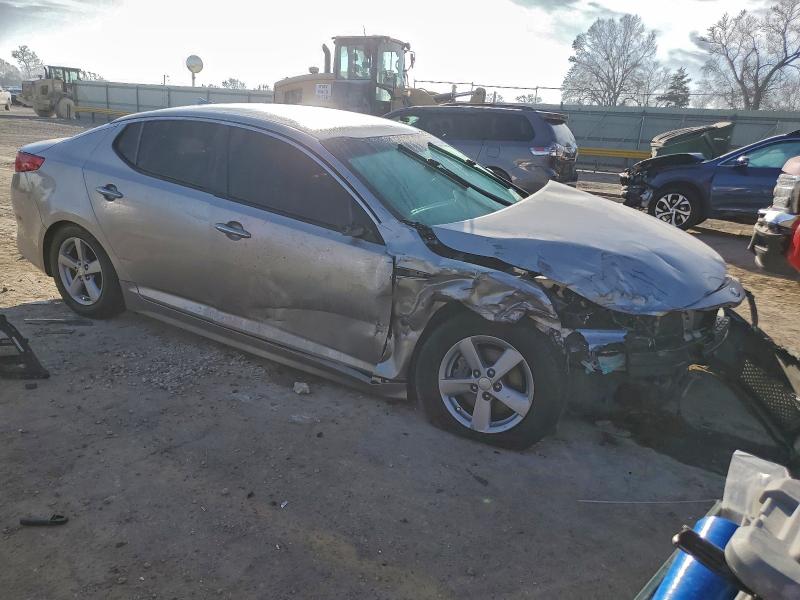 Фото 4 - KIA OPTIMA