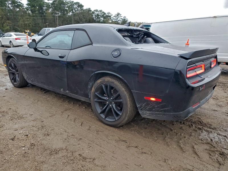 Фото 2 - DODGE CHALLENGER