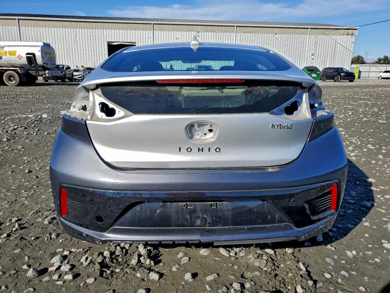 Фото 6 - HYUNDAI IONIQ