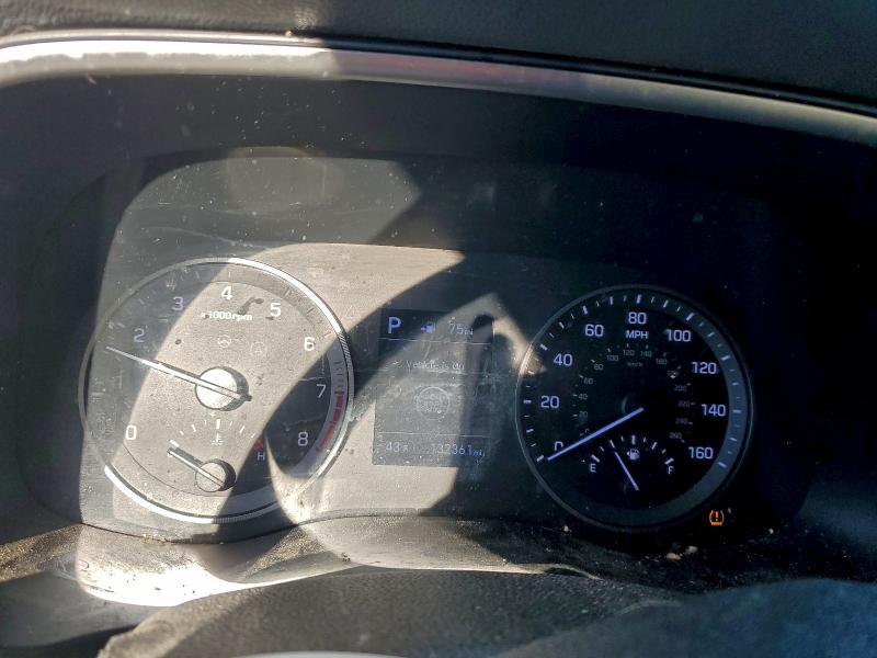 Фото 9 - HYUNDAI TUCSON