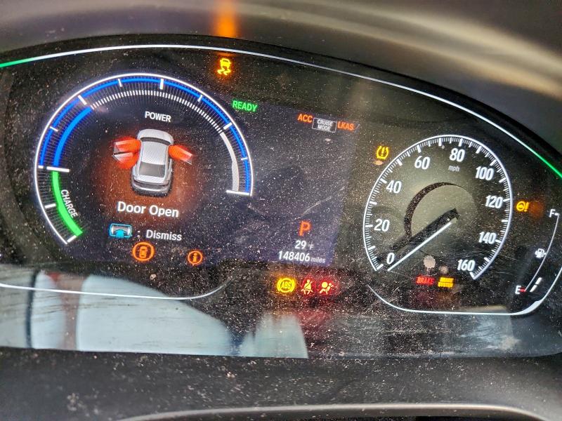 Фото 9 - HONDA INSIGHT